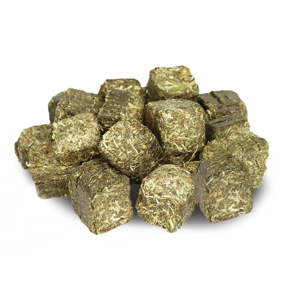 MULTICUBE Small Animal Pasture Hay Cubes 2kg - Image 2